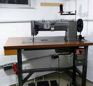 Singer 144B8BL-20 industrial sewing machine