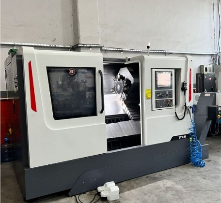 1 month old 8&quot; Dener TTH 8 CNC Lathe with C axis