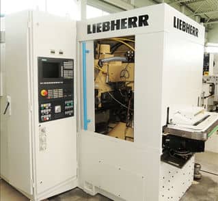 LIEBHERR  CNC Controlled Gear Hobbing Machine | LC82 1995