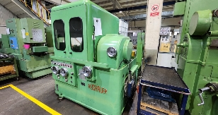 Reishauer gear grinding machine