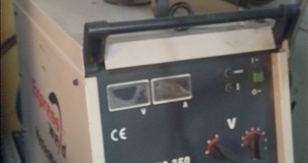 EXPRESS WED MASTER MIG 350 AMPER GAS WELDING MACHINE FOR SALE