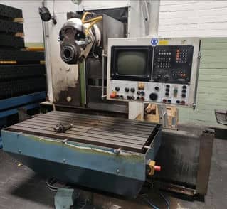 BED TYPE MILLING MACHINE - UNIVERSAL HURON DXTF