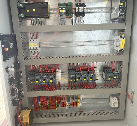 HYDRAULIC PLASTERING PRESS AUTOMATION SYSTEM CONTROL PANEL