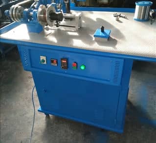 Wire transfer and winding machine between 1 mm and 0.07 micron