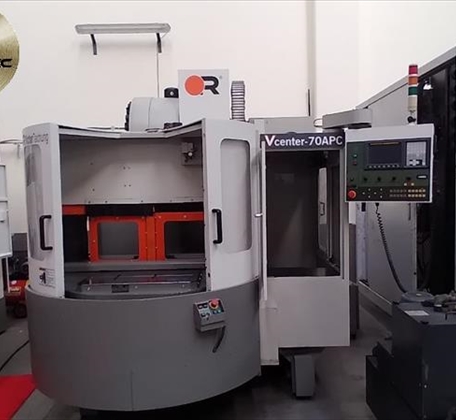 VICTOR VC-70 DOUBLE TABLE CNC MACHINING CENTER