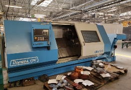 POLAND counter lockers/revolvers UBN 550 Lathe with incline bed
