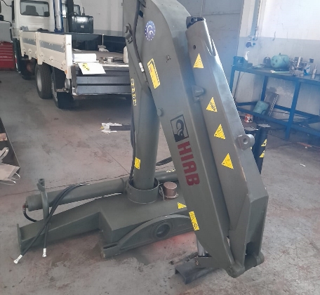 3 ton HİAB brand affordable truck crane fully maintained